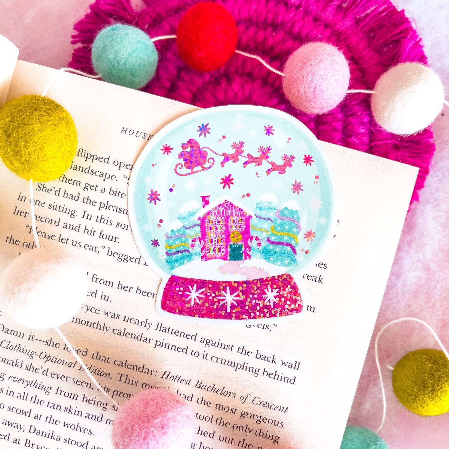 Sticker-Christmas-02: Christmas Bookshop Snow Globe Glitter